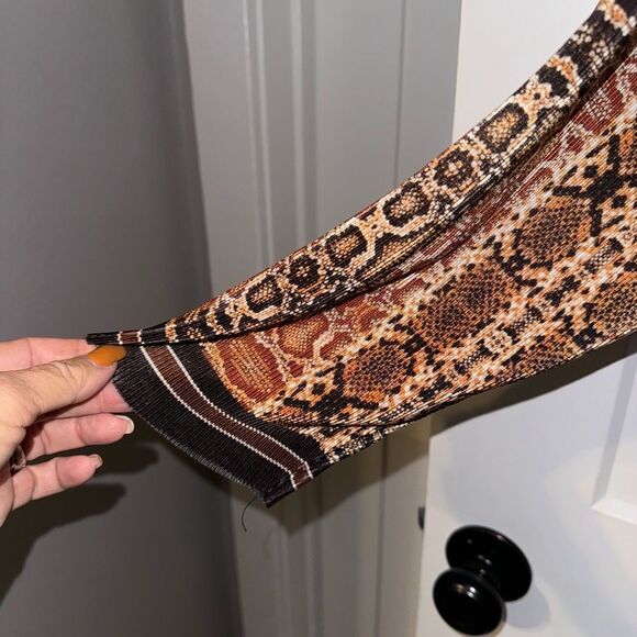 RUBY RED WOMENS BLOUSE - Picture 5 of 5